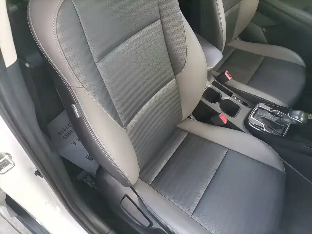 Kia Sportage — миниатюра 25