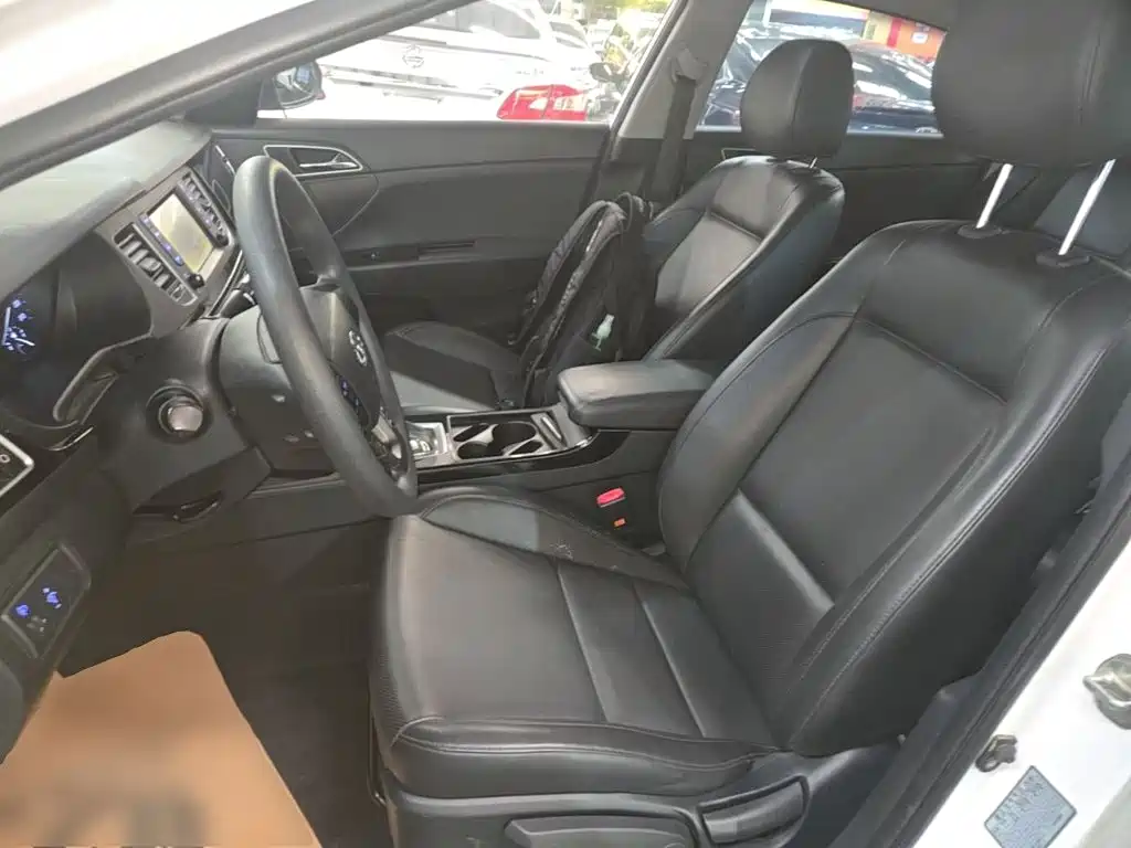 Hyundai Mistra — миниатюра 15