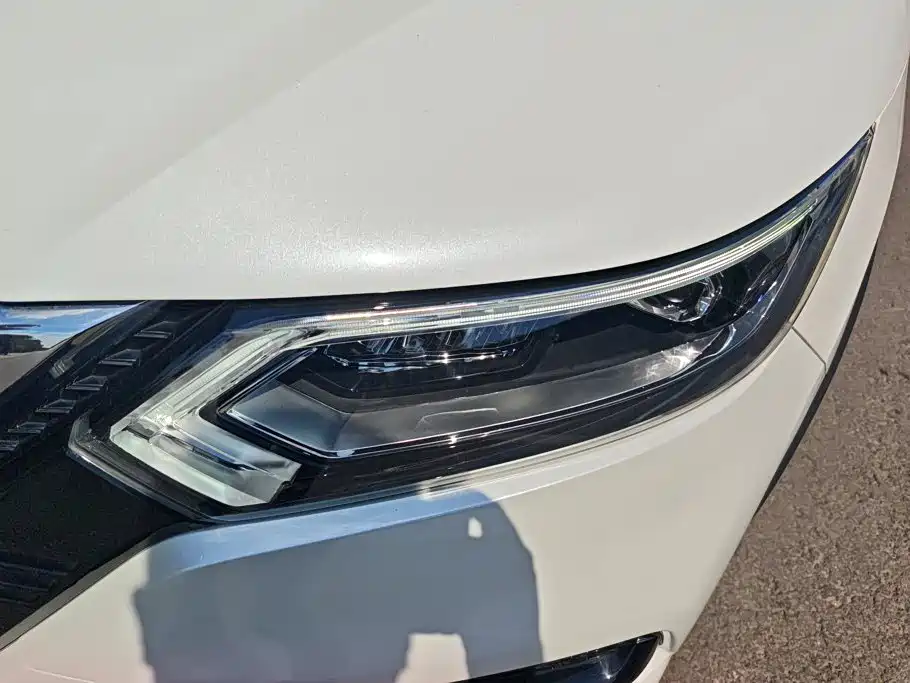 Nissan Qashqai — миниатюра 5