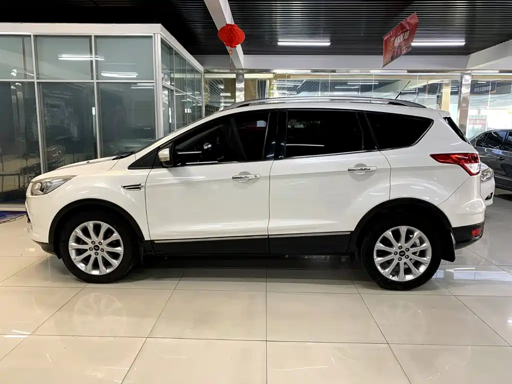 Ford Kuga — миниатюра 3