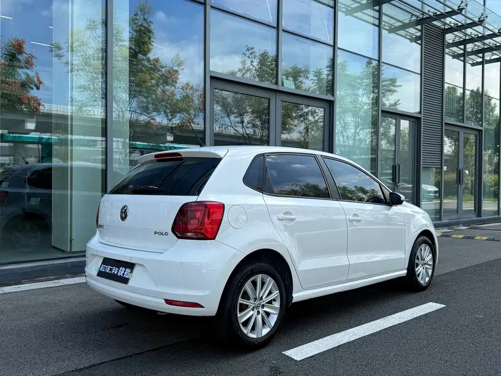 Volkswagen Polo — миниатюра 12