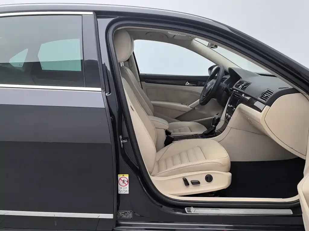 Volkswagen Passat — миниатюра 23