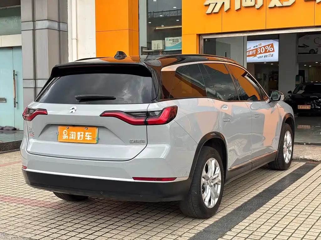 NIO NIO ES8