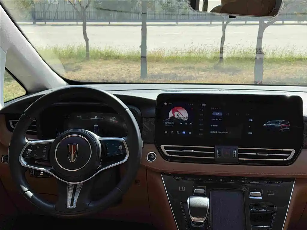 Hongqi Hongqi HQ9 PHEV — миниатюра 7