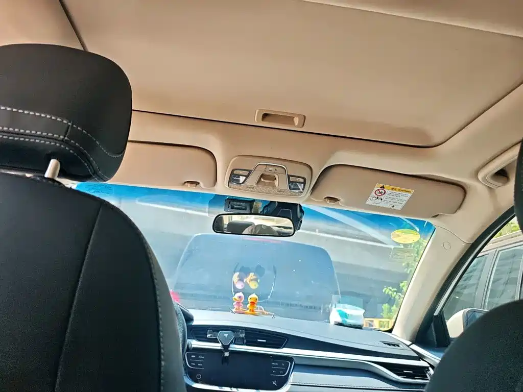 Geely Emgrand — миниатюра 9