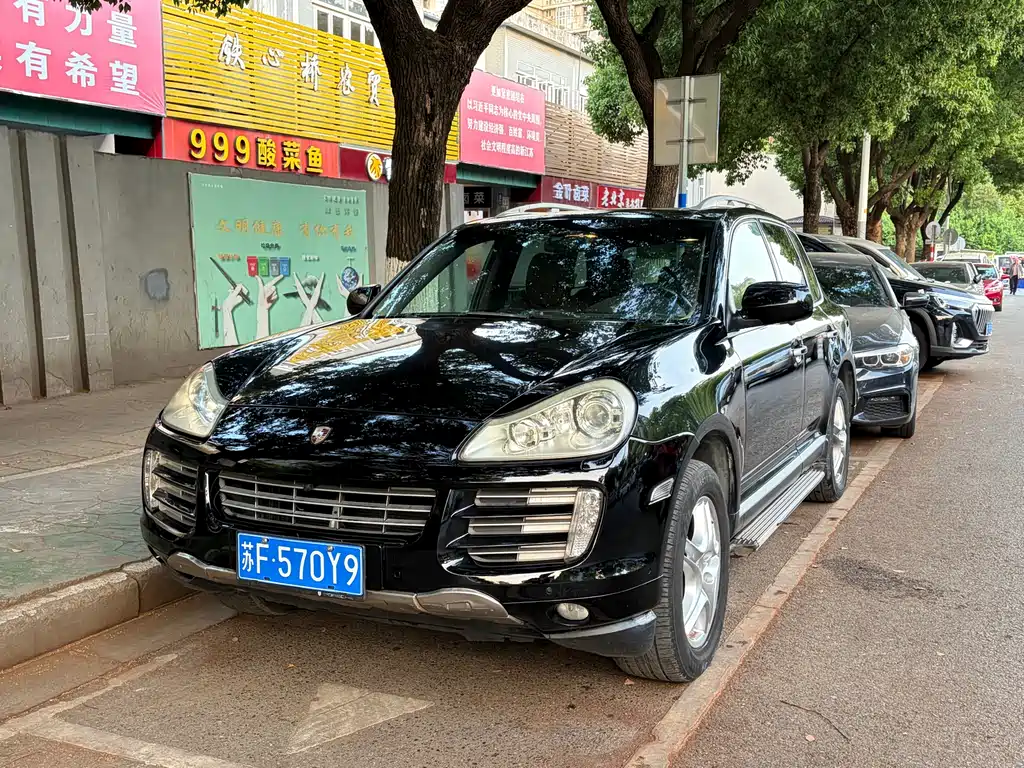 Porsche Cayenne 2010