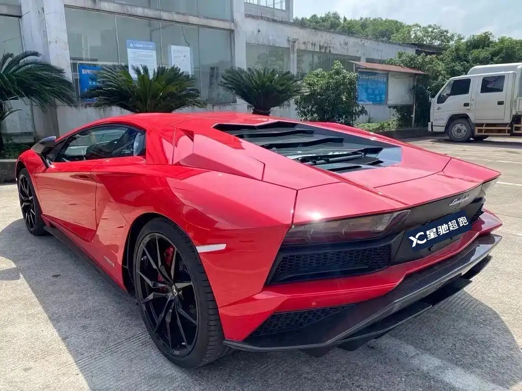 Lamborghini Aventador 2017 Aventador S