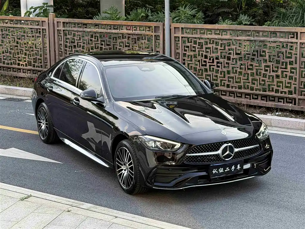 Mercedes-Benz C-Class 2021