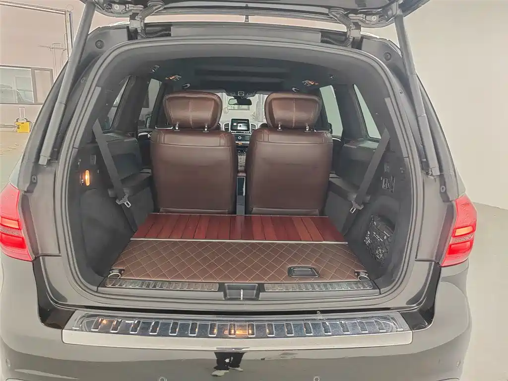 Mercedes-Benz GLS AMG — миниатюра 4