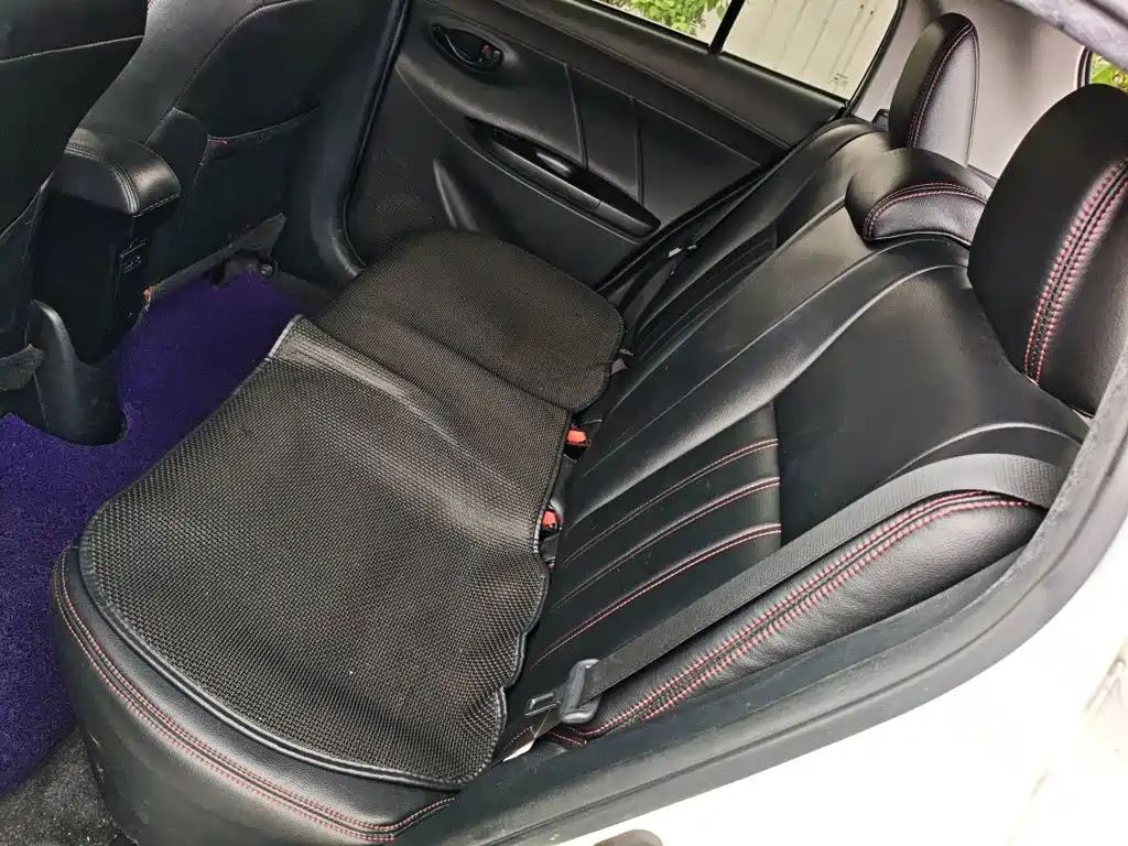 Toyota Yaris L — миниатюра 13