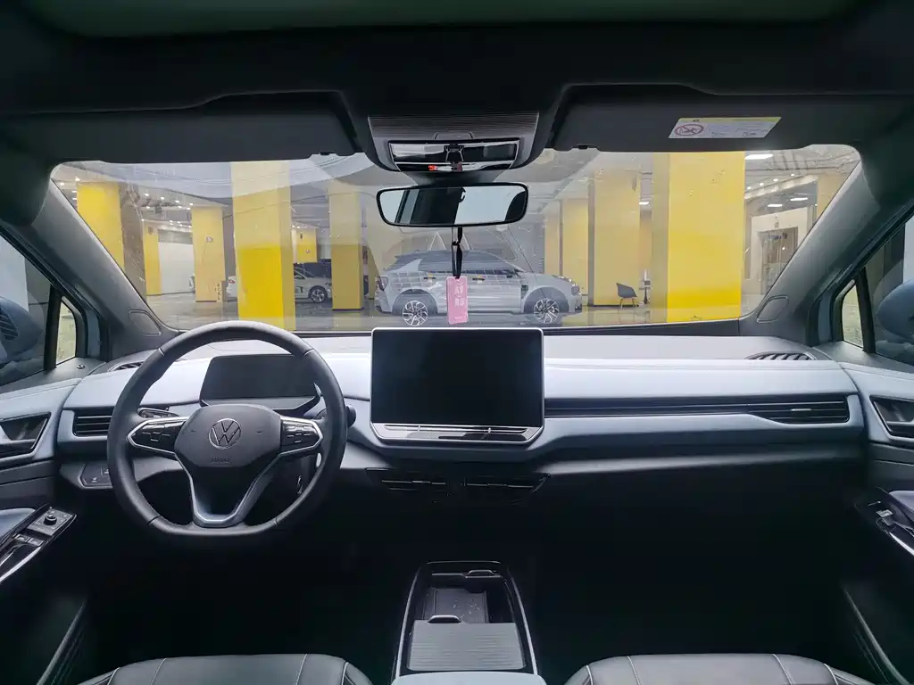 Volkswagen ID.4 X 2025 Smart