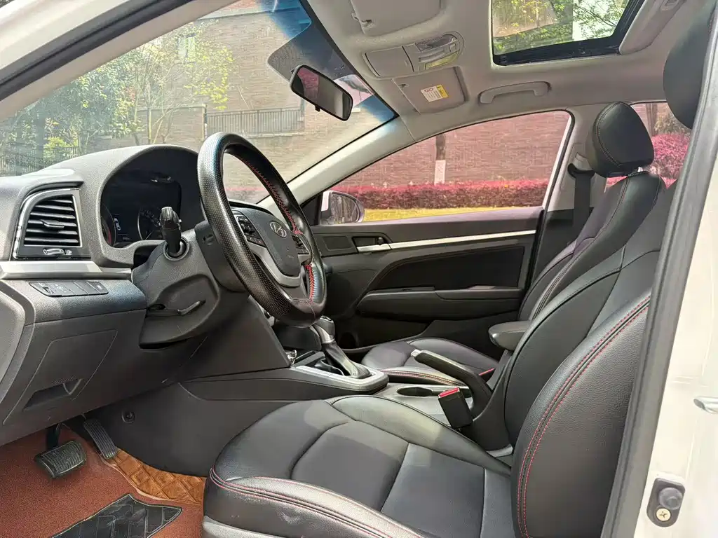 Hyundai Elantra 1.6L Auto Smart Dazzle · Elite Type, фото 5
