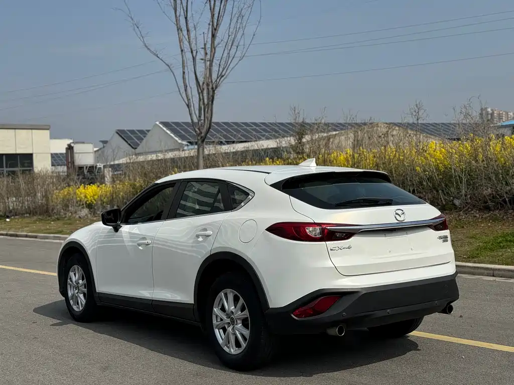 MAZDA CX 4