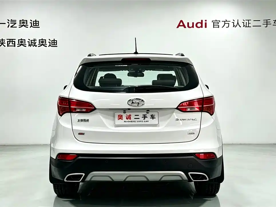Hyundai Santa Fe — миниатюра 5