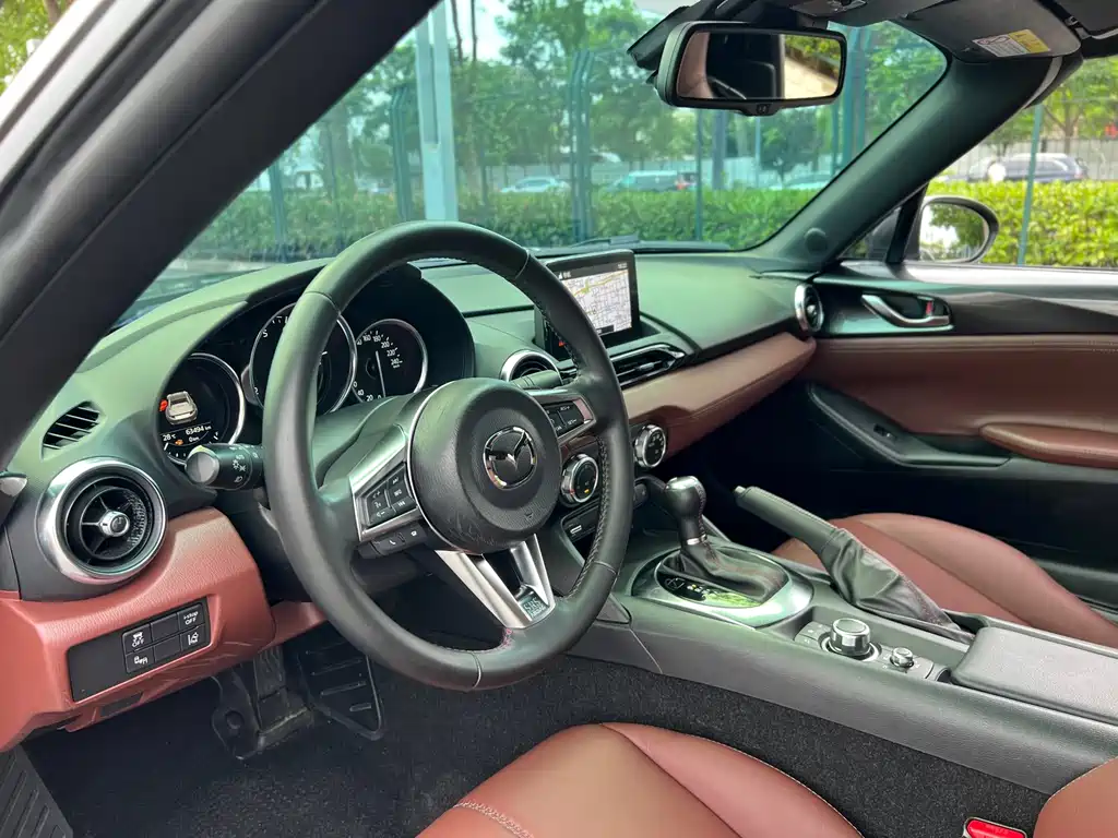 Mazda MX-5 — миниатюра 9