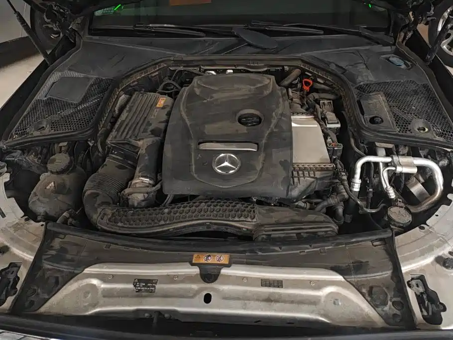Mercedes-Benz C-Class — миниатюра 9