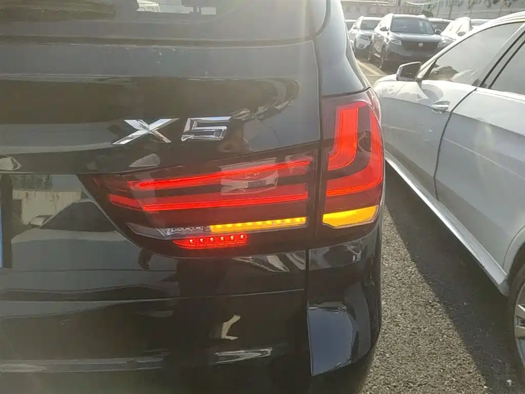 BMW X5 2017 xDrive28i