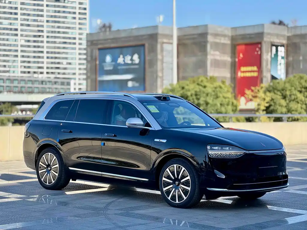 AITO ASK THE WORLD M9