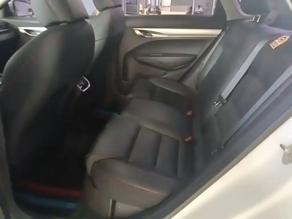 Geely Binrui — миниатюра 17
