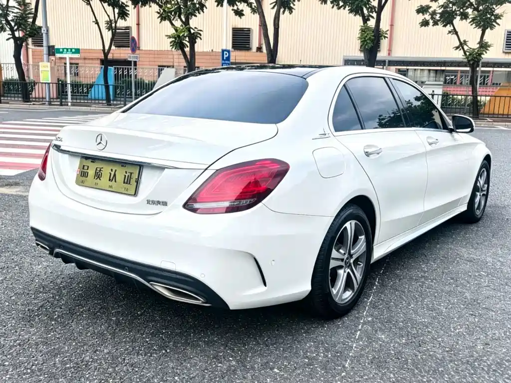 Mercedes-Benz C-Class — миниатюра 9