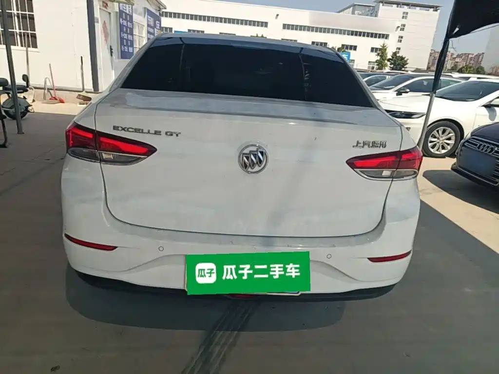 Buick Excelle — миниатюра 6