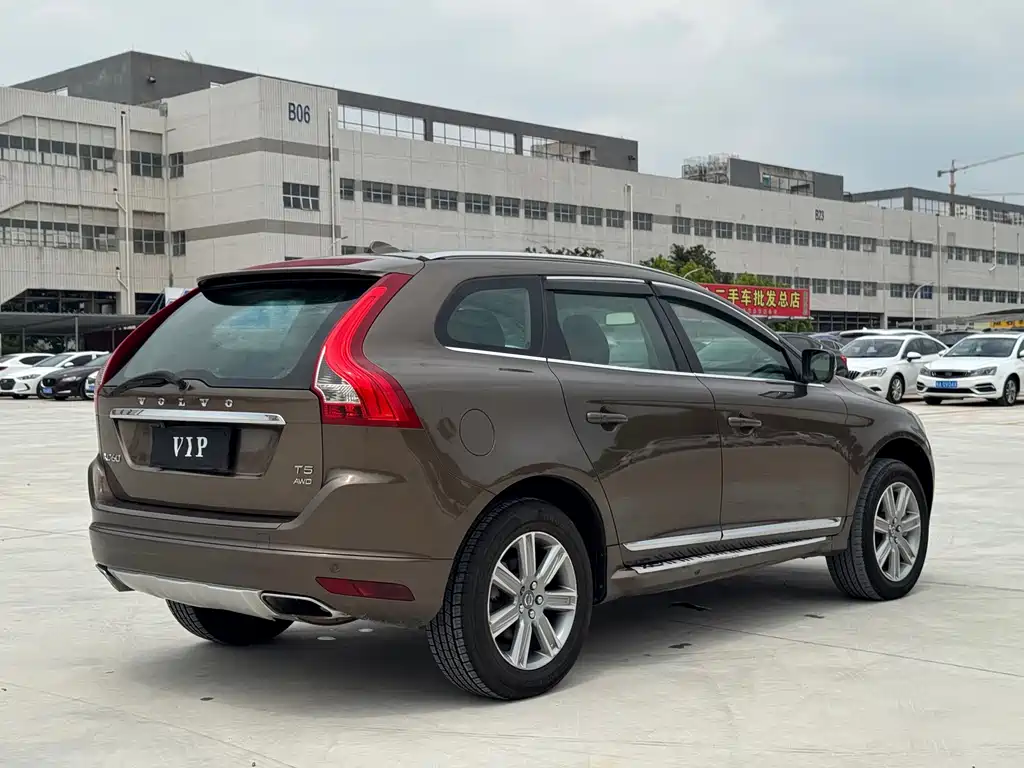 Volvo XC60 — миниатюра 4