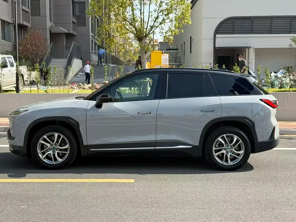 NIO NIO ES6