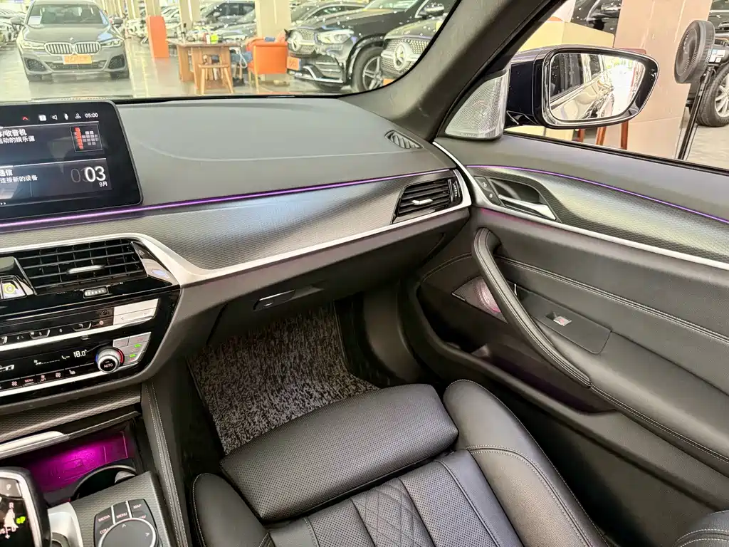 BMW 5 Series (Import) — миниатюра 11