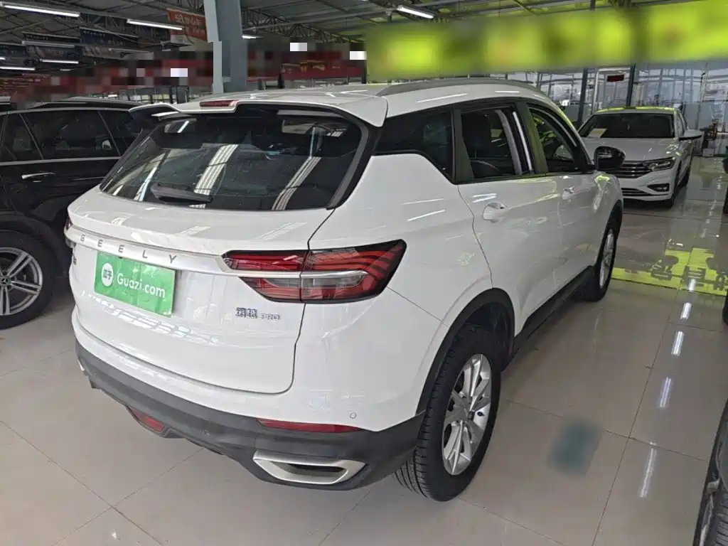 Geely Binyue — миниатюра 7