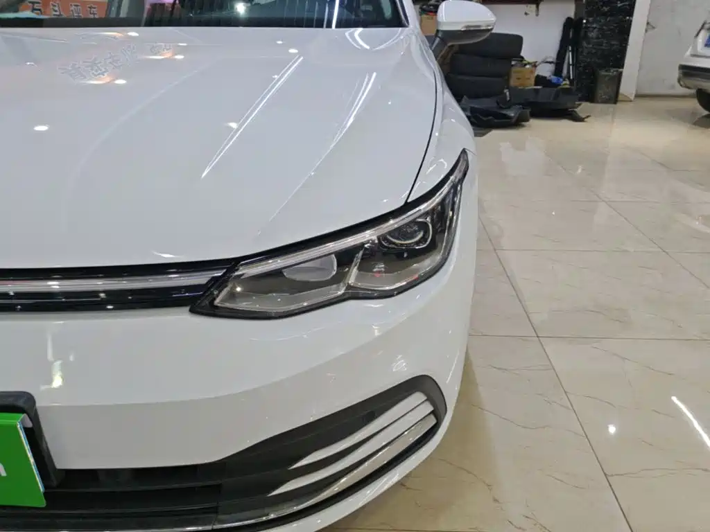 Volkswagen Golf — миниатюра 24