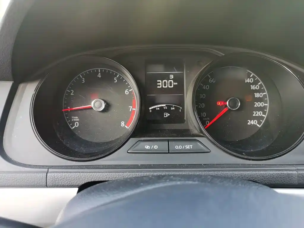 Volkswagen Lavida — миниатюра 4