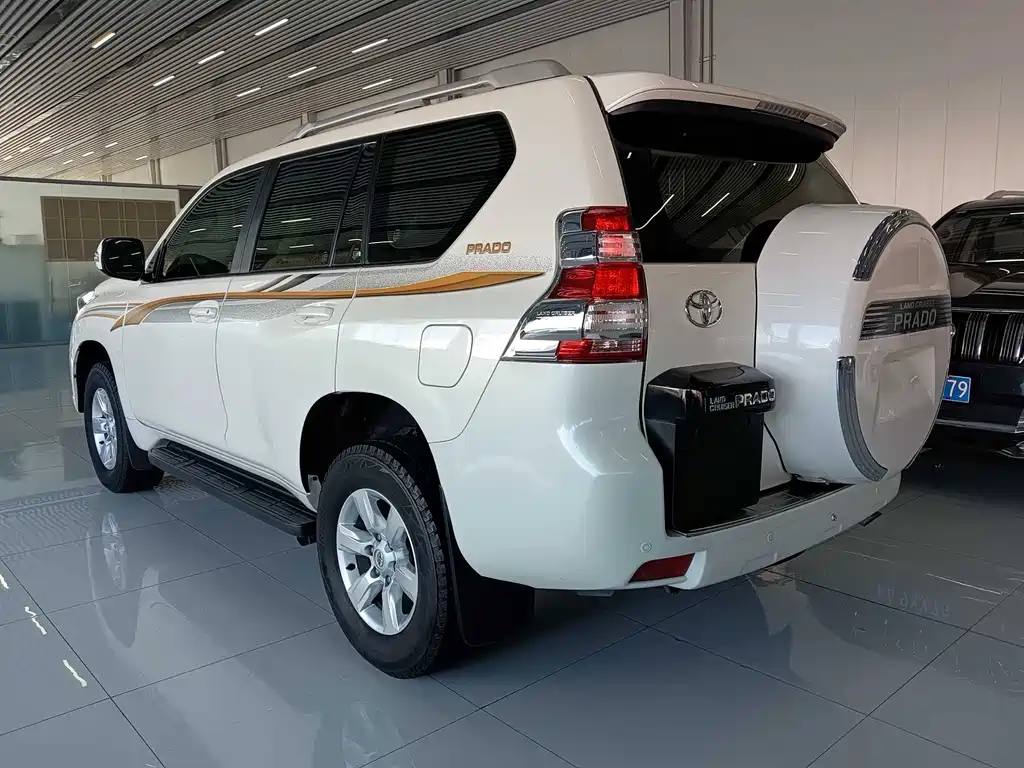 Toyota Land Cruiser Prado 2015 2.7L