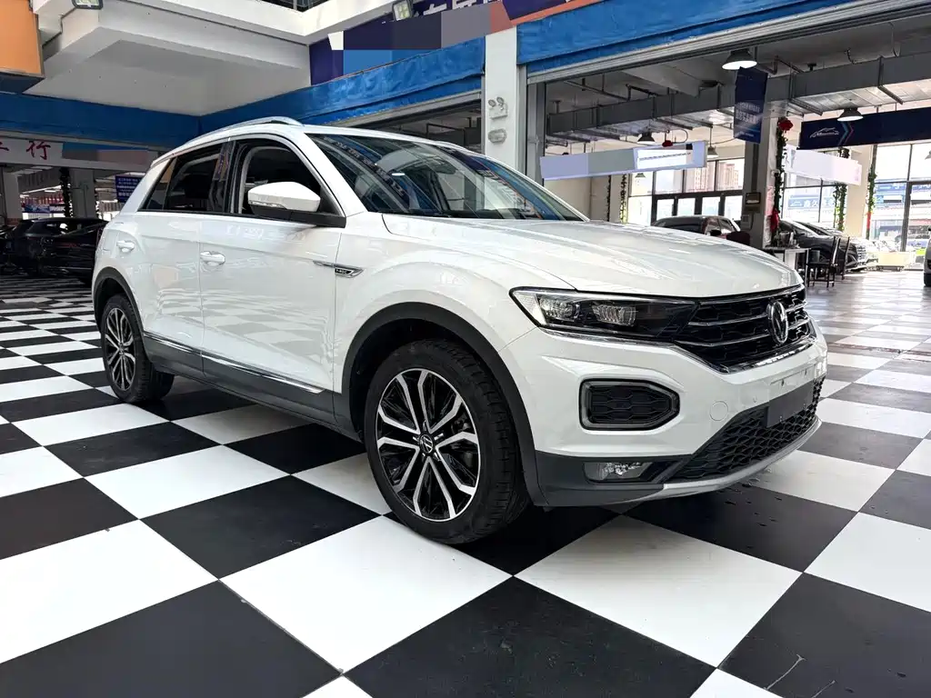 Volkswagen T-Roc — миниатюра 3