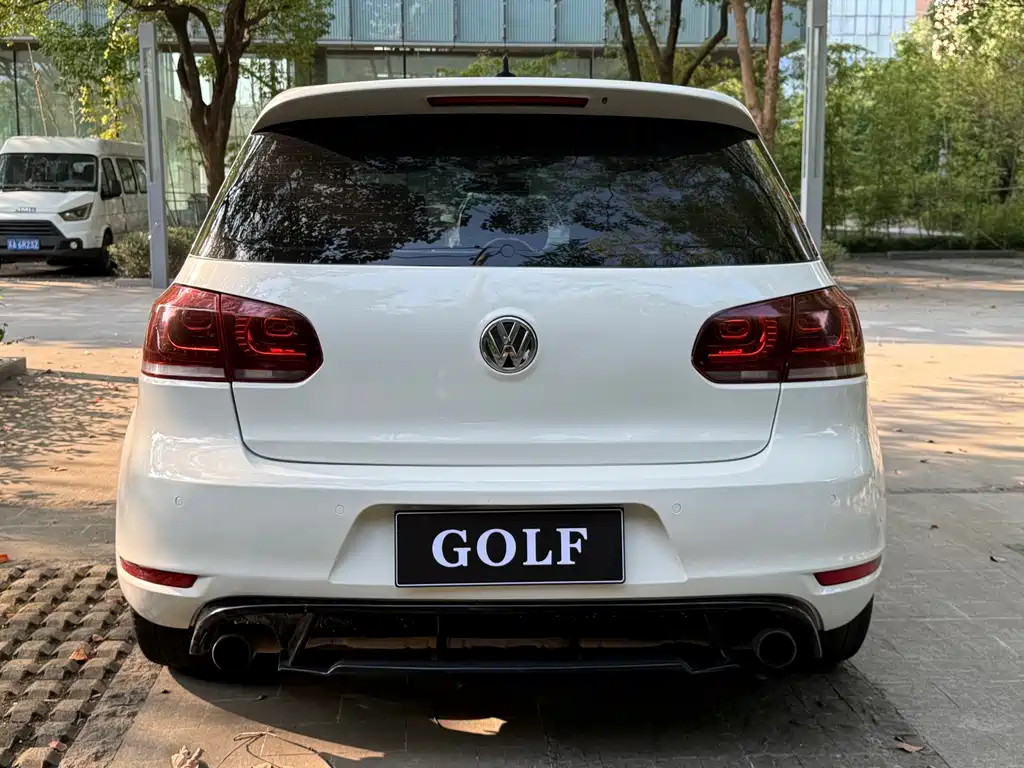 Volkswagen Golf GTI — миниатюра 4