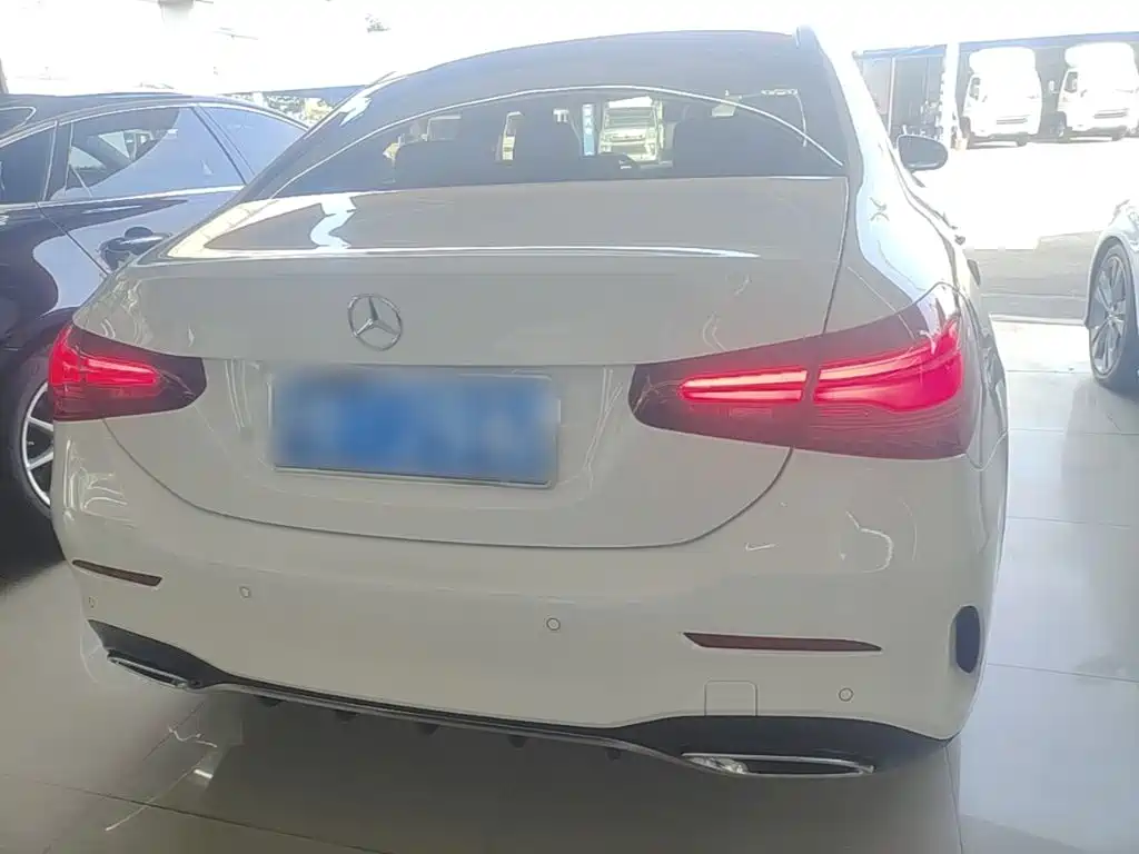 Mercedes-Benz A-Class — миниатюра 6