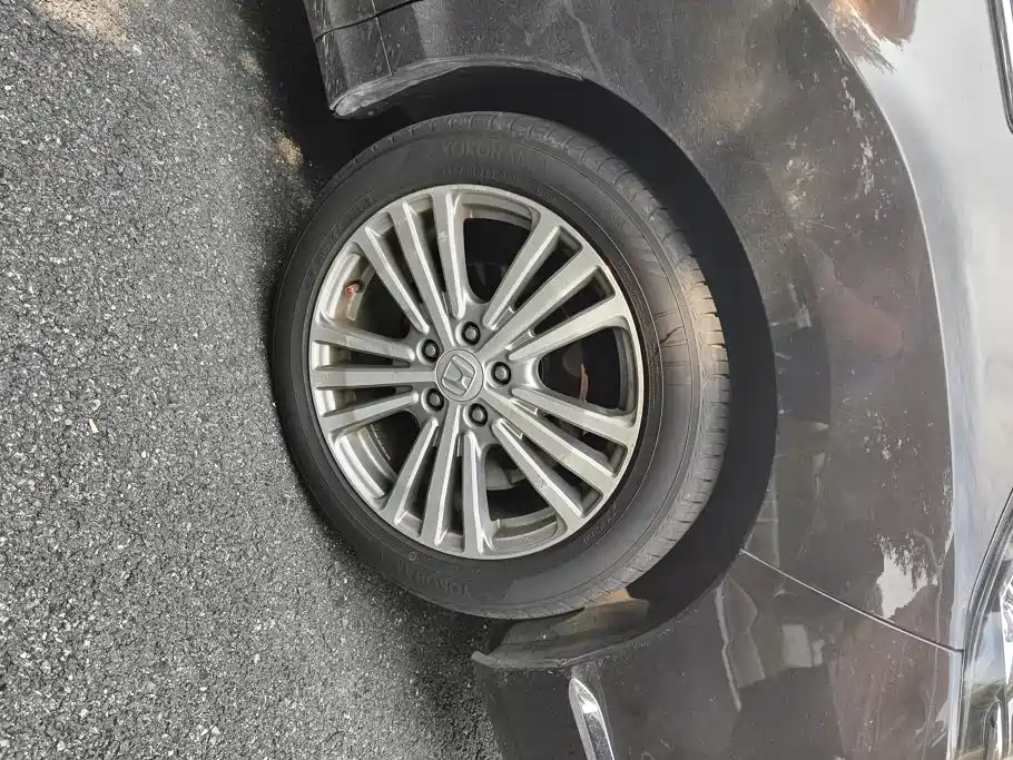 Honda Elysion — миниатюра 6