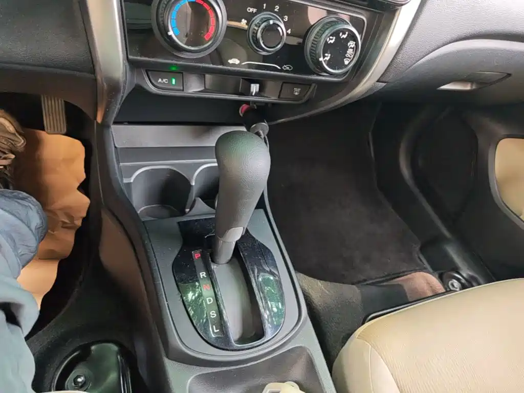 Honda City — миниатюра 14