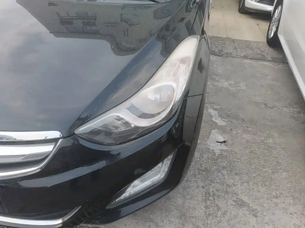Hyundai Elantra Langdong — миниатюра 24
