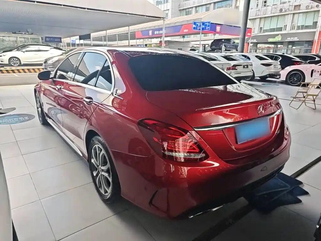 Mercedes-Benz C-Class — миниатюра 5