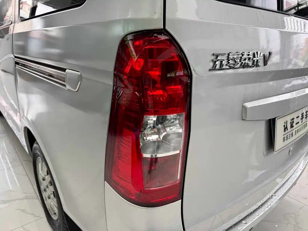 Wuling Rongguang V — миниатюра 26