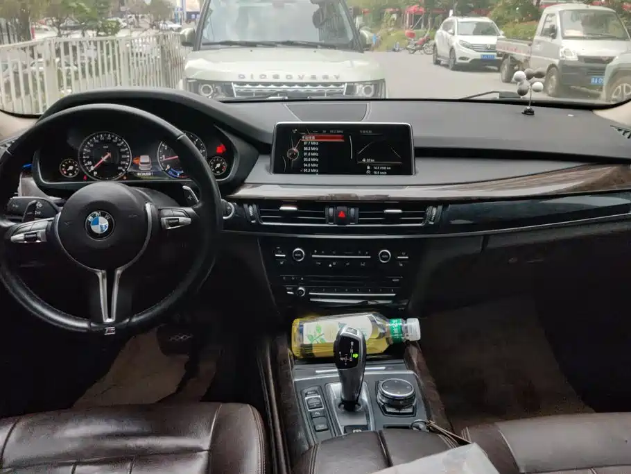 BMW X5 (Import) — миниатюра 12