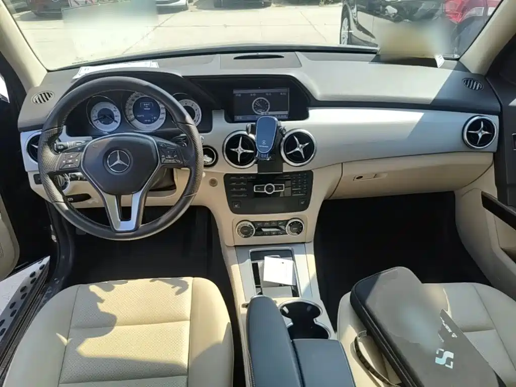 Mercedes-Benz GLK-Class — миниатюра 10