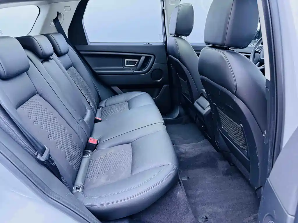 Land Rover Discovery Sport — миниатюра 8
