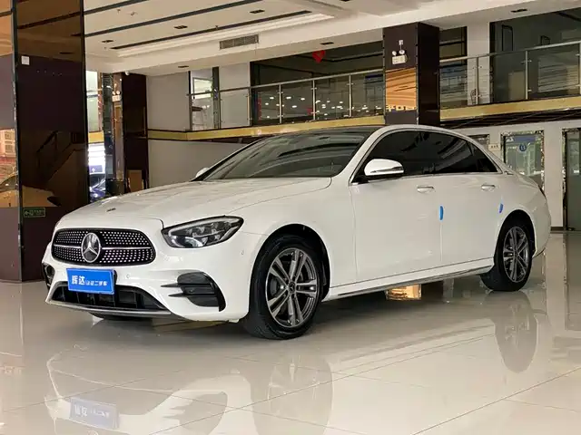 MERCEDES BENZ E CLASS