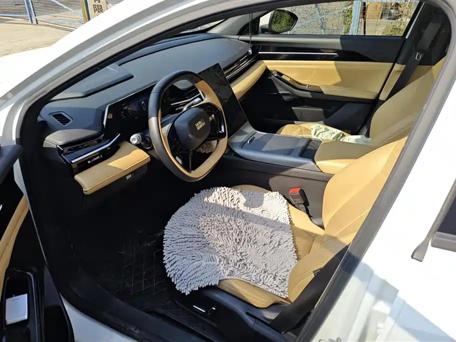 GEELY GALAXY GALAXY L6