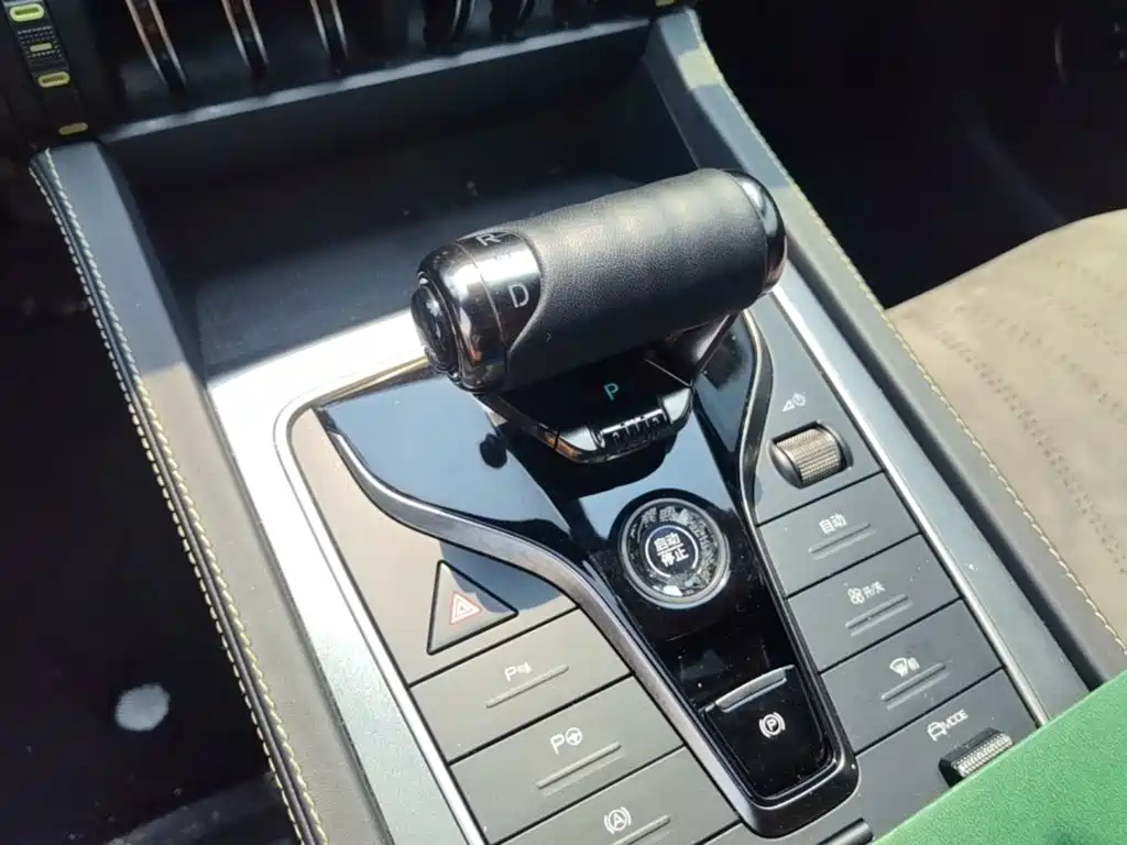 BYD Yuan Plus — миниатюра 19