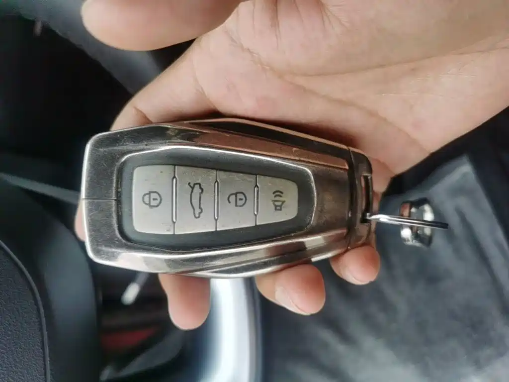 Geely Emgrand — миниатюра 9