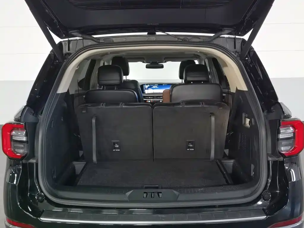 Ford Explorer — миниатюра 16
