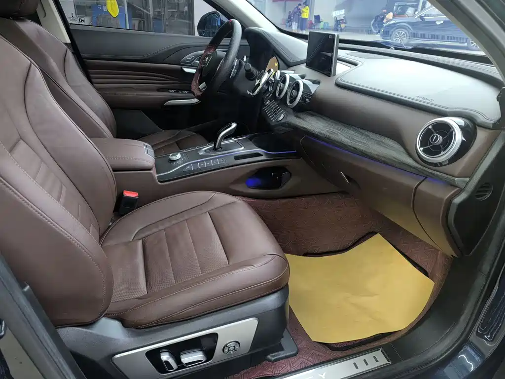 WEI PAI WEI BRAND VV7