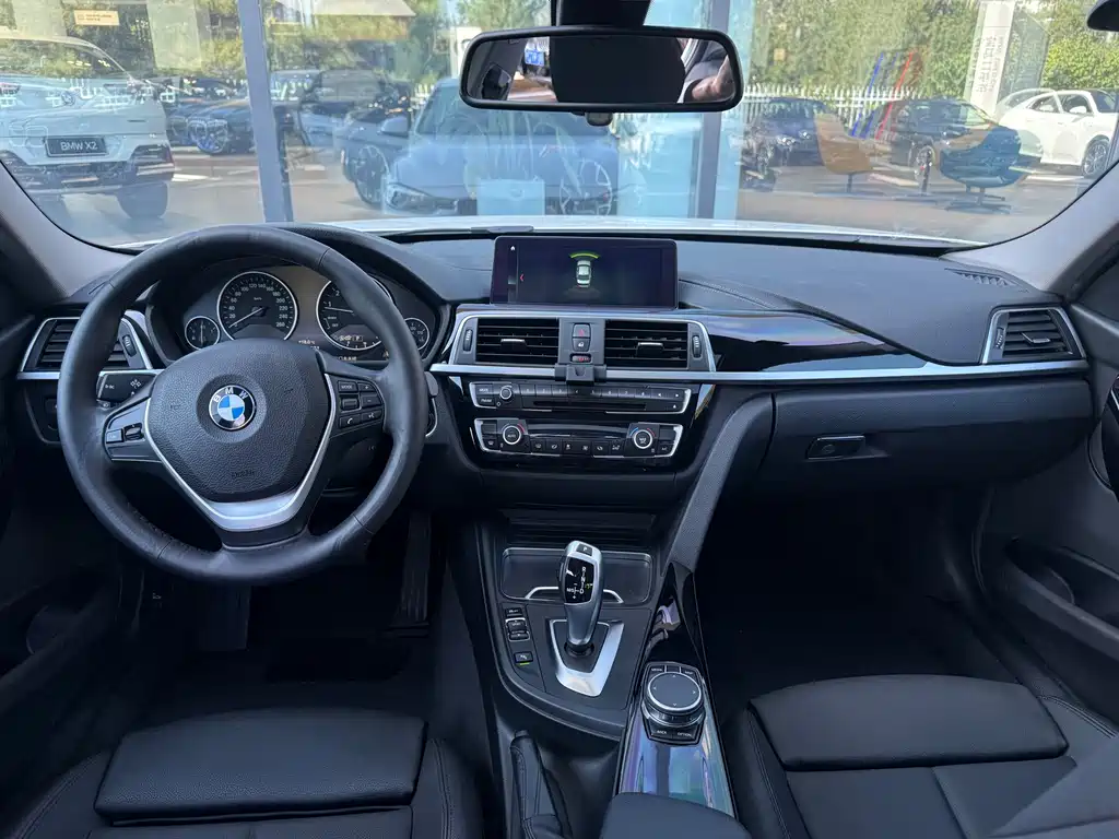 BMW 3 Series — миниатюра 5